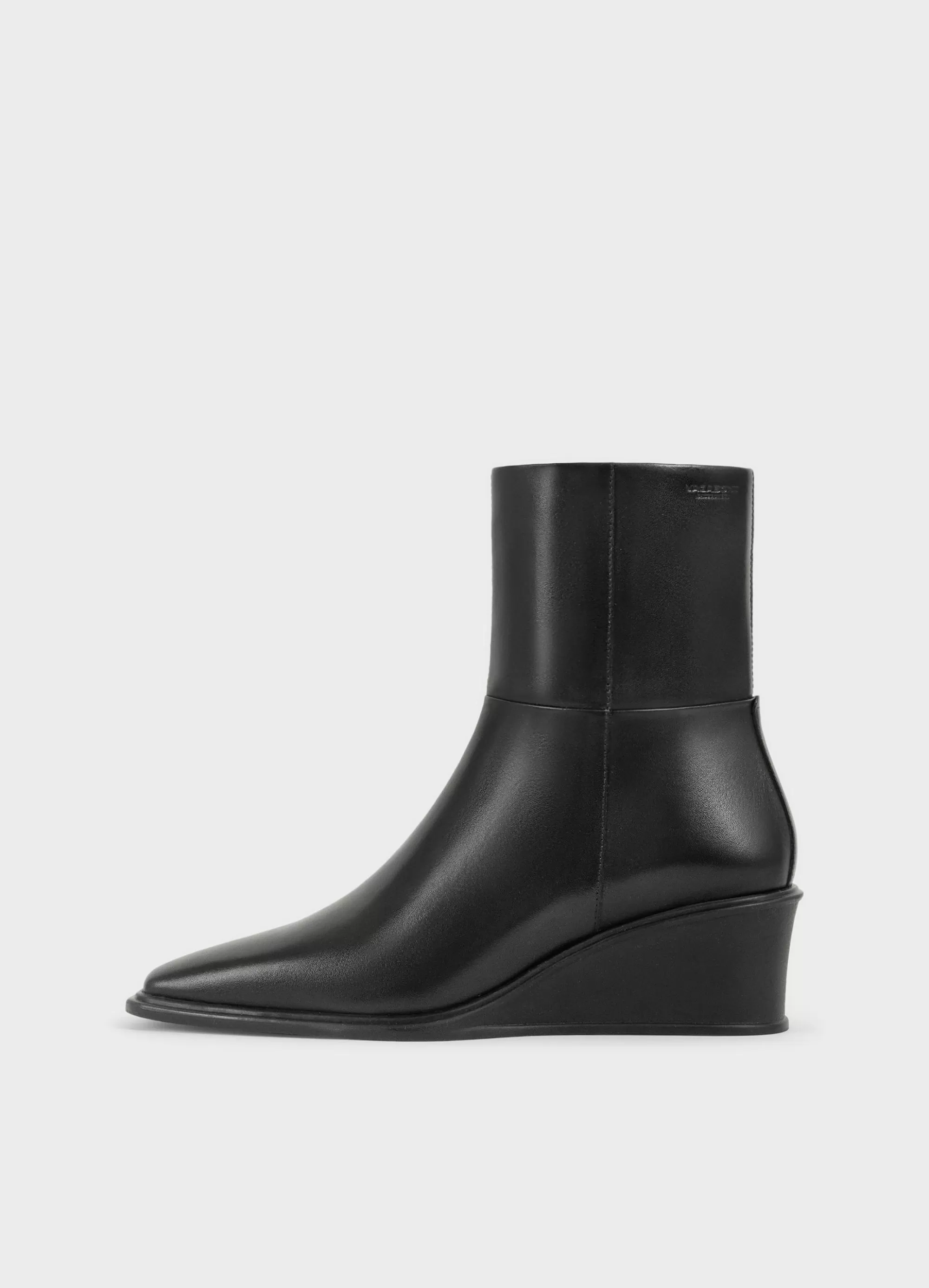 Vagabond Boots | AINO BOOTS Blackleather