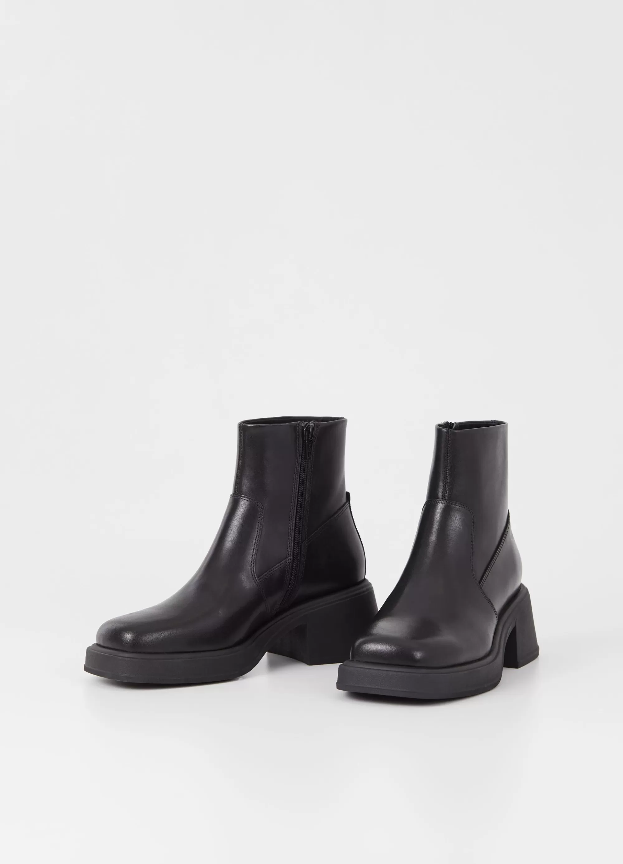 Vagabond Boots | DORAH BOOTS Blackleather