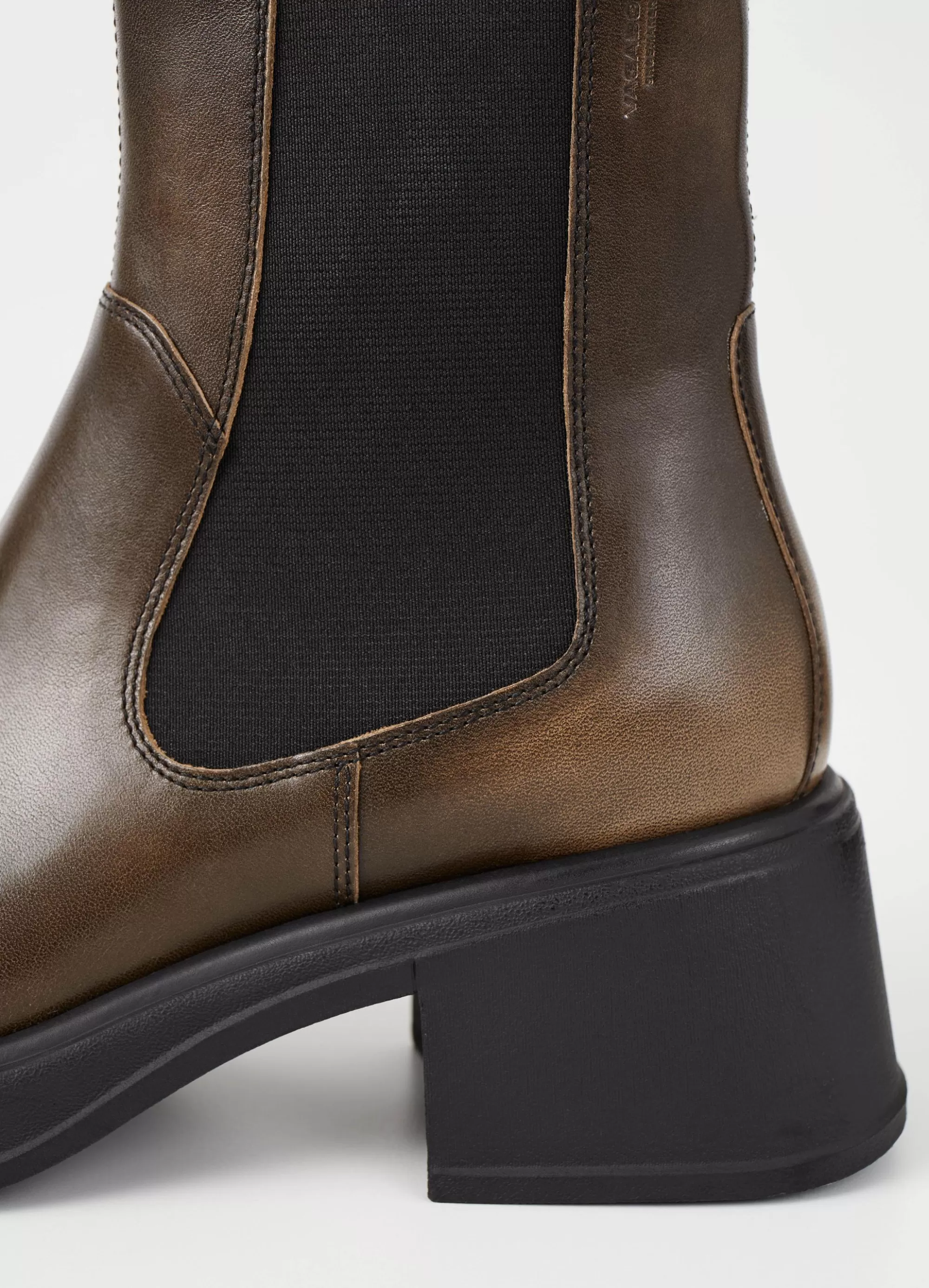 Vagabond Boots | DORAH BOOTS Brownbrush-offleather