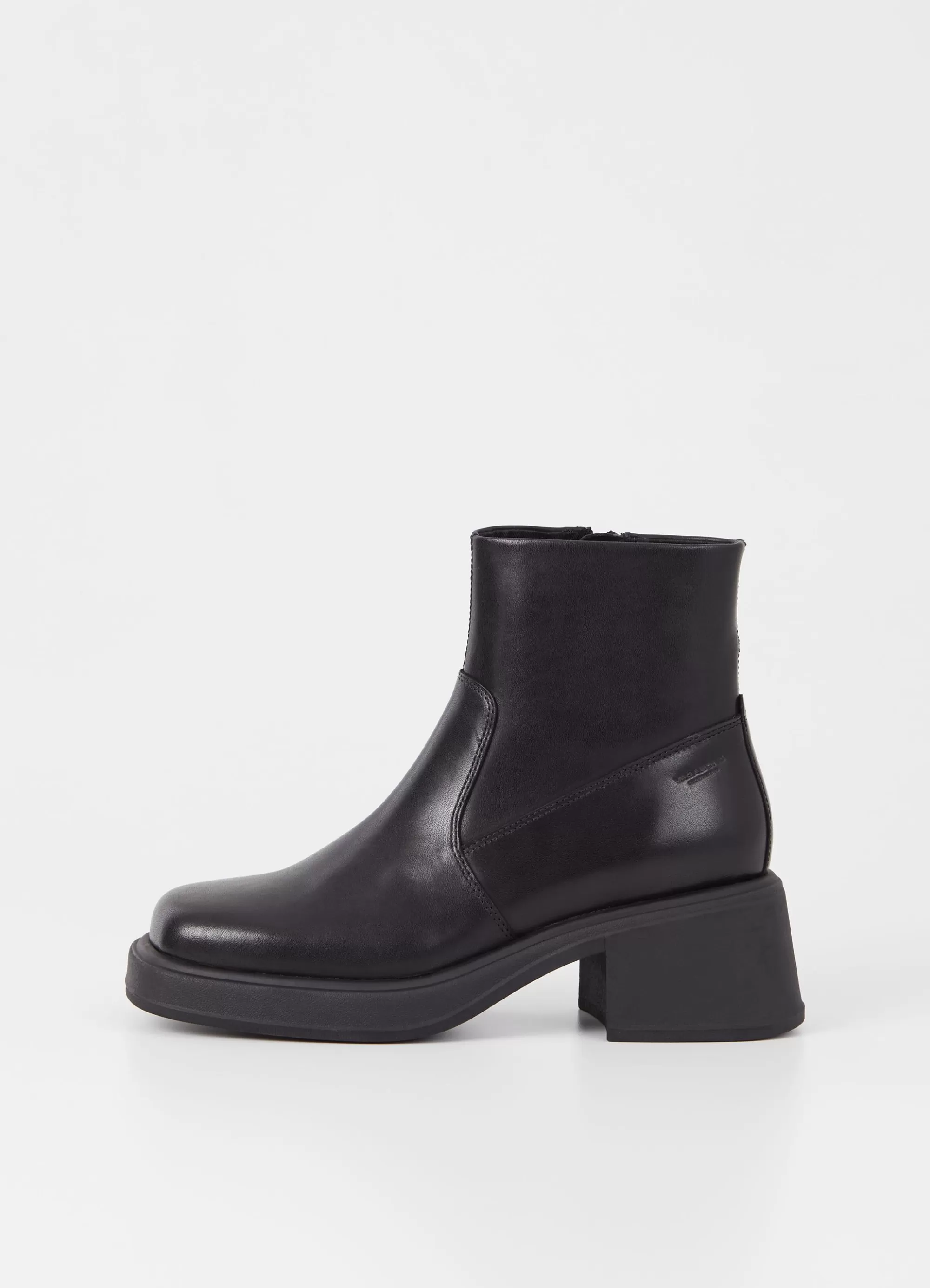 Vagabond Boots | DORAH BOOTS Blackleather