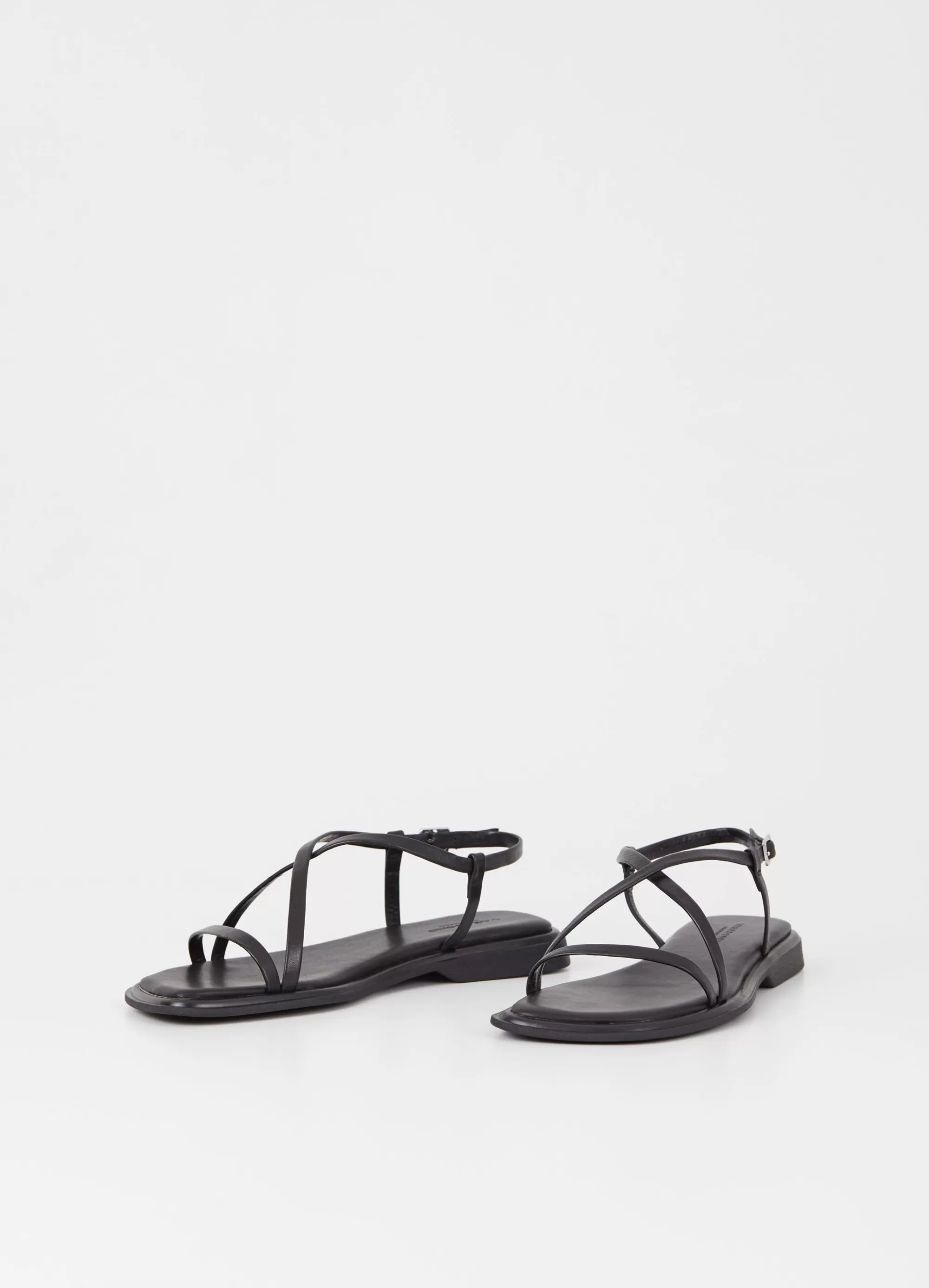 Vagabond Sandals | IZZY SANDALS Blackleather