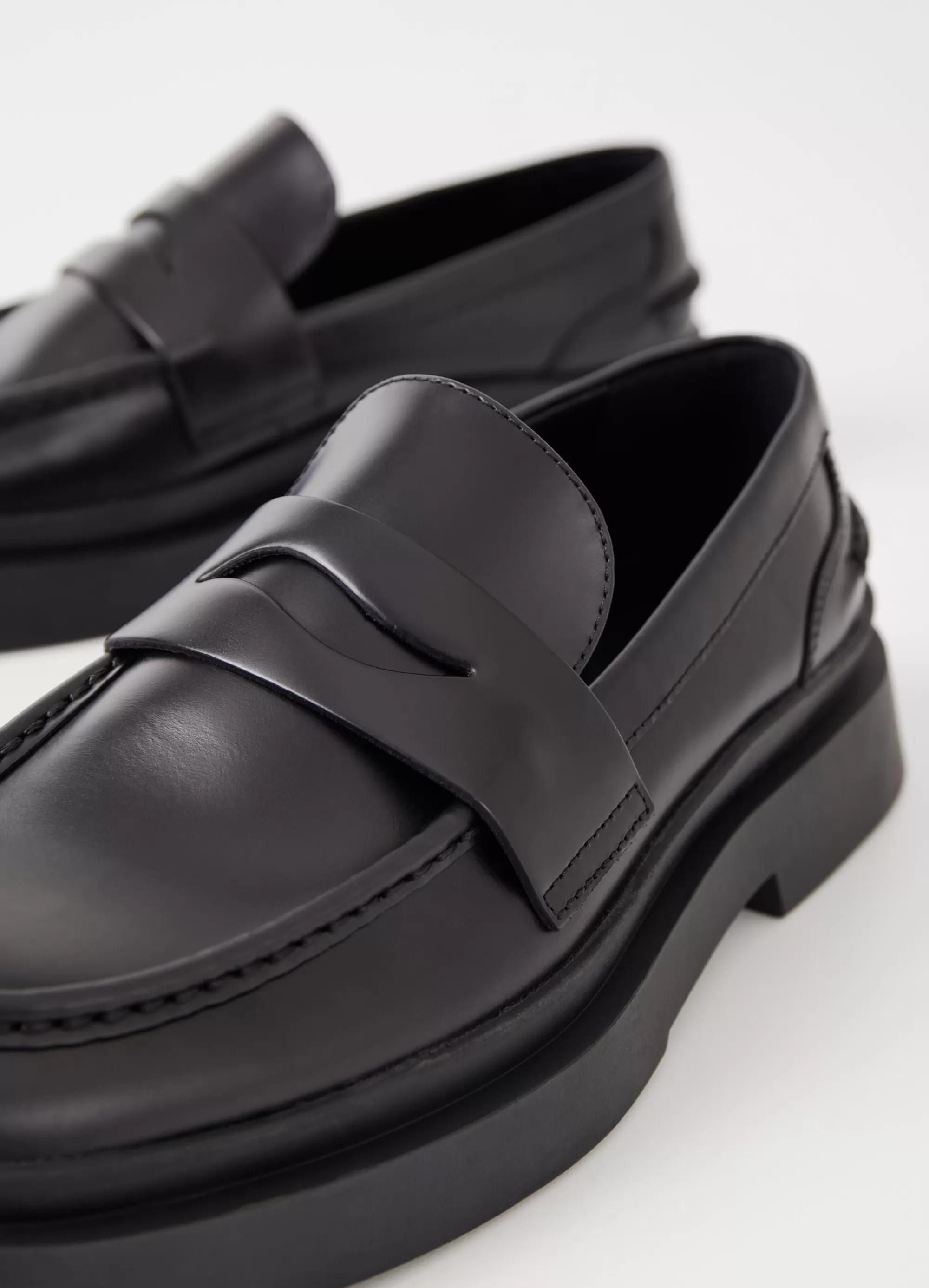 Vagabond Loafers | MIKE LOAFER Blackleather