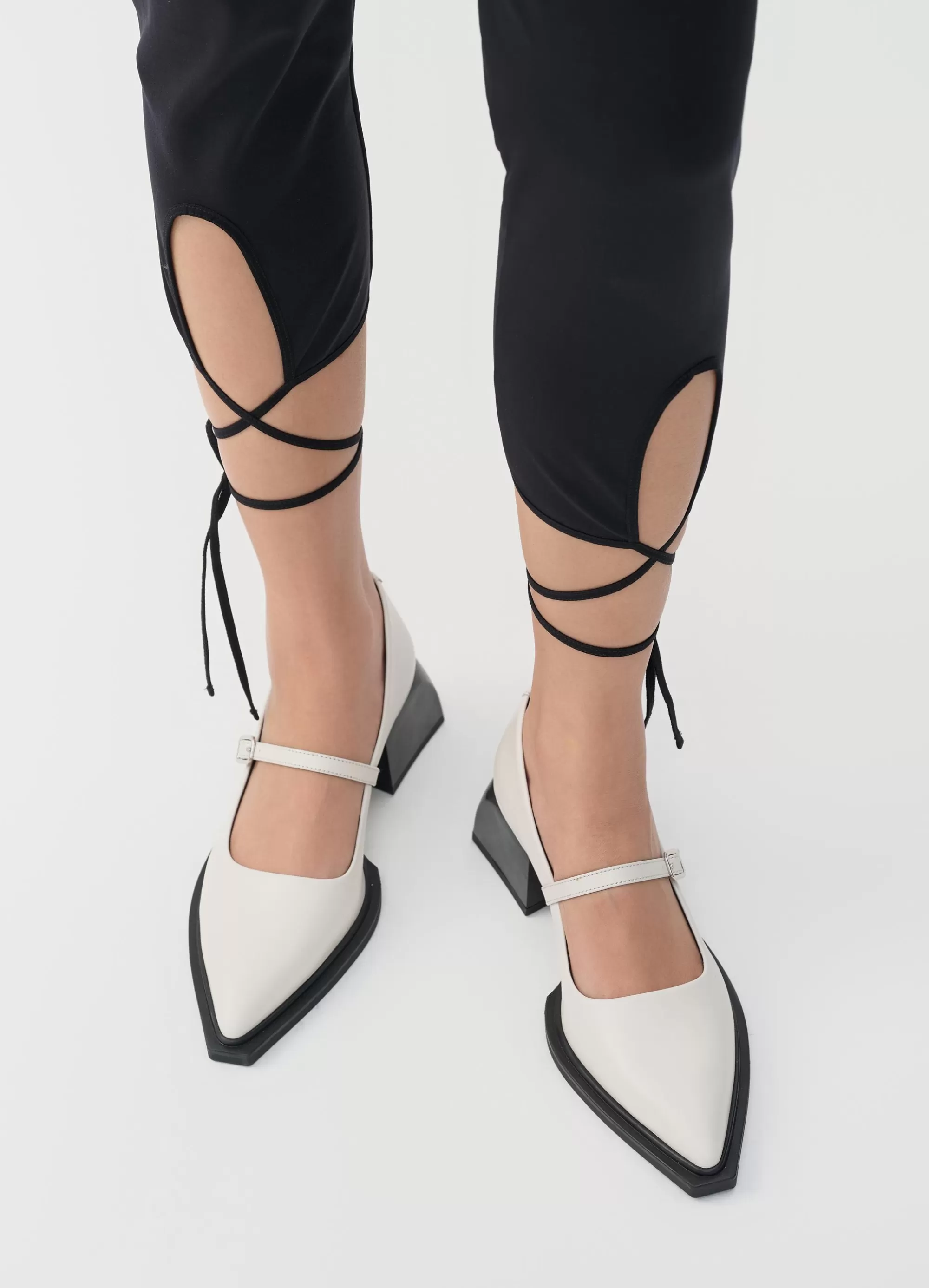 Vagabond Pumps | Mary Janes | VIVIAN PUMPS Whiteleather